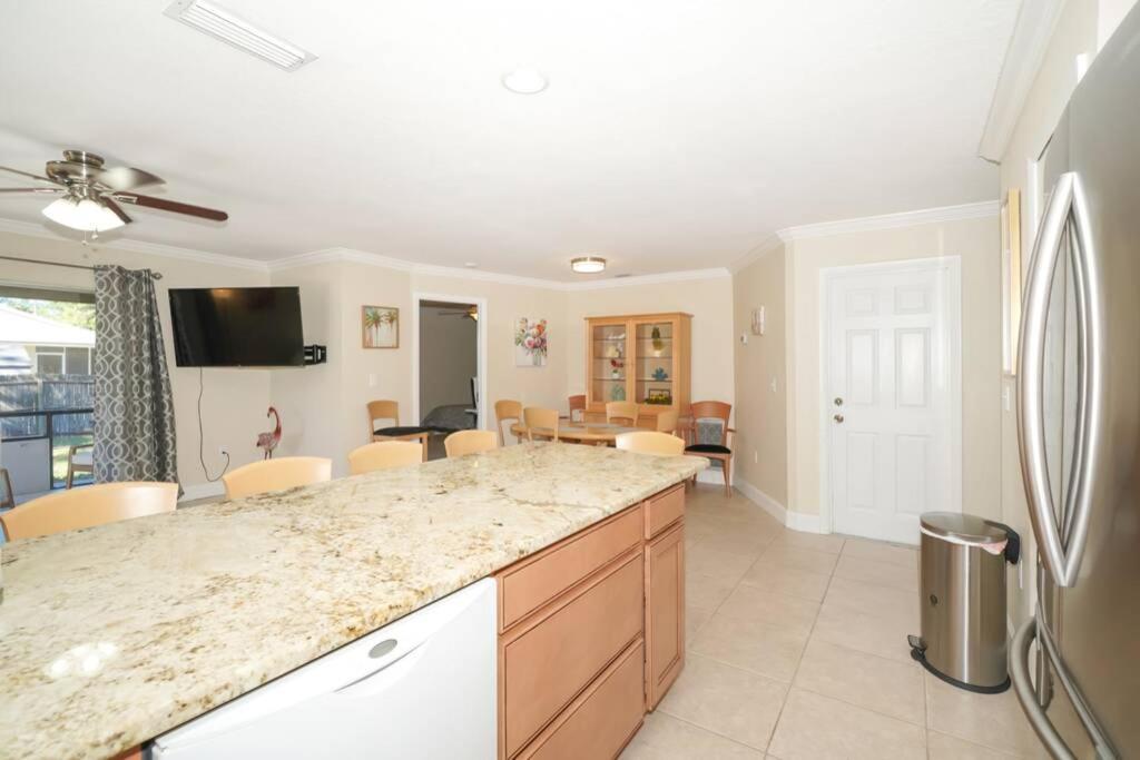 Villa Pet-Friendly, King Bed, Close To Siesta Beach, Restaurants, Shopping à Sarasota Extérieur photo